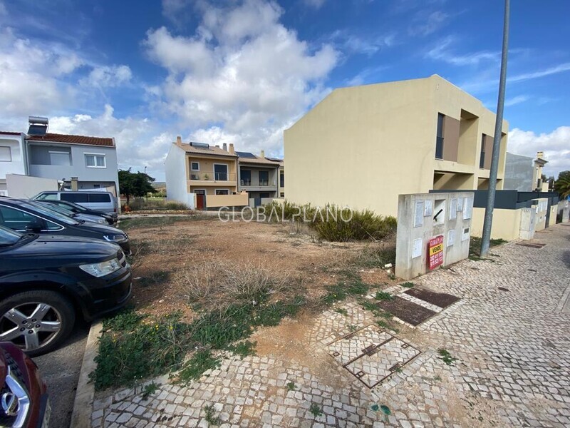 Terreno com 120m2 Odiáxere Lagos