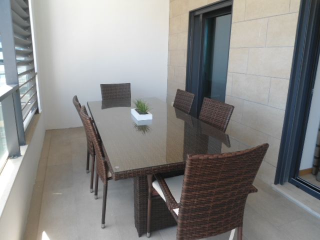 Apartamento Moderno T1 Praia da Rocha Portimão - varanda, garagem, ar condicionado