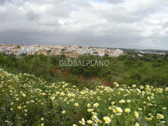Lote de terreno com 321.50m2 Pedra Mourinha Portimão