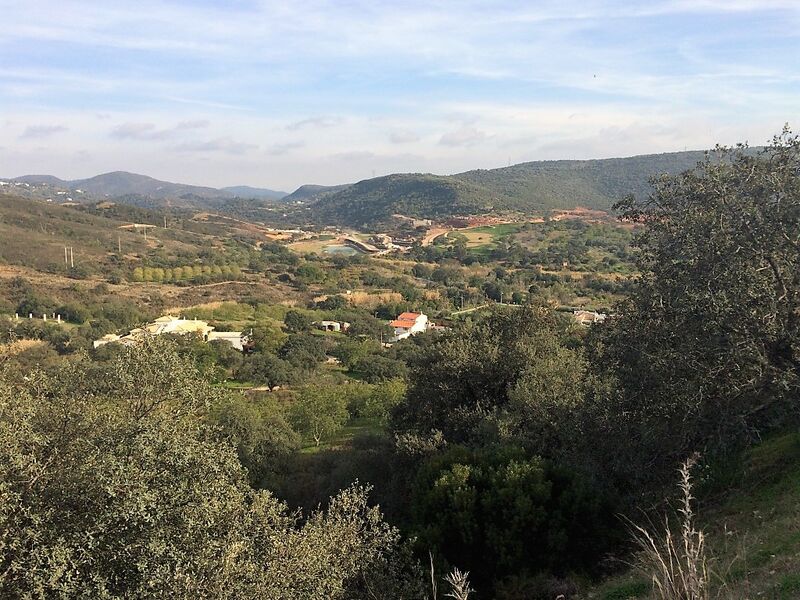 Plot with 2600sqm Querença Benafim Loulé - electricity, water, water hole