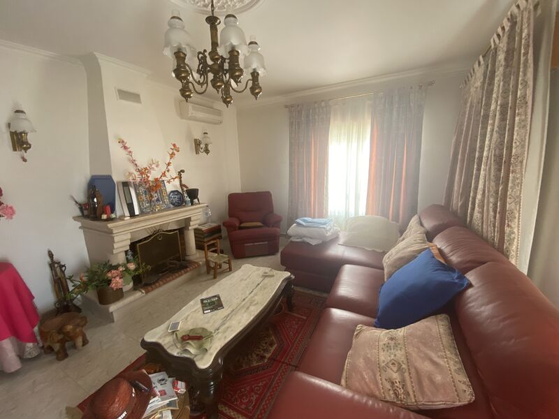 Apartment T1 in good condition Quarteira Loulé - kitchen, terrace, fireplace, balcony