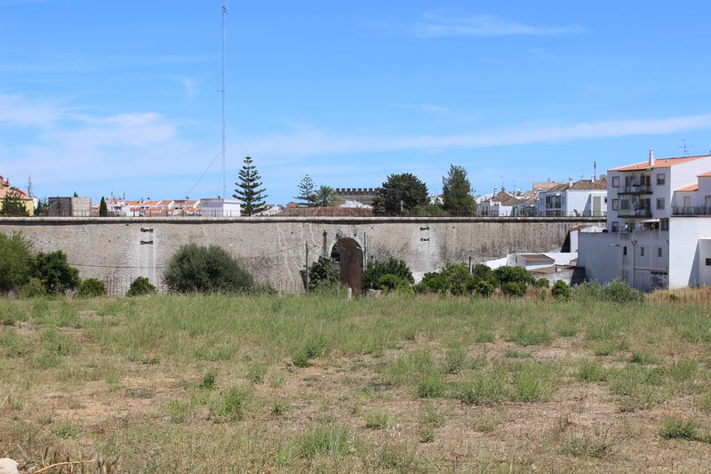 Terreno Rústico plano Centro Tavira - excelente localização, bons acessos