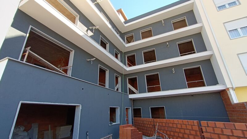 Apartamento T4 novo Quinta da Carapalha Castelo Branco - garagem, ar condicionado, isolamento térmico, lugar de garagem