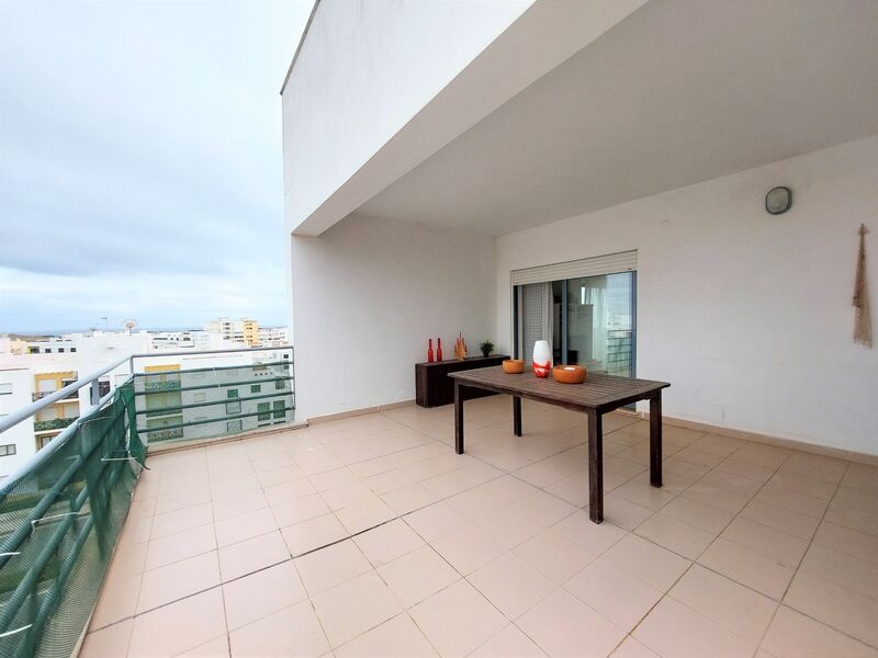 Apartment T2 well located Armação de Pêra Silves - garden, kitchen, garage, balconies, barbecue, swimming pool, balcony