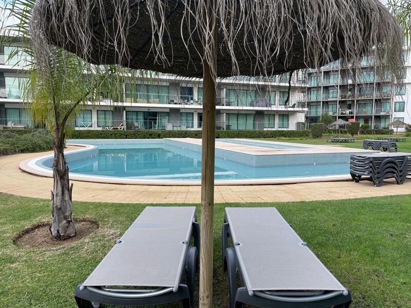 апартаменты элитная T1 Vilamoura Quarteira Loulé - тенис, сад, бассейн, детская площадка, мебелирован, веранда, подсобное помещение