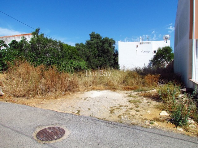 Plot of land Urban with 209sqm Almádena Luz Lagos