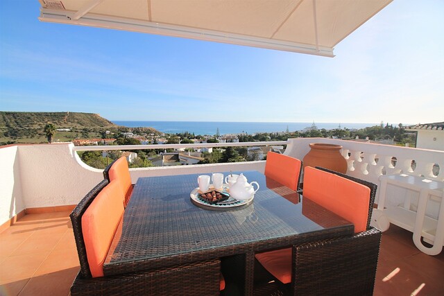 House V3+1 Praia da Luz Lagos - fireplace, swimming pool, sea view, balconies, balcony, air conditioning, great view