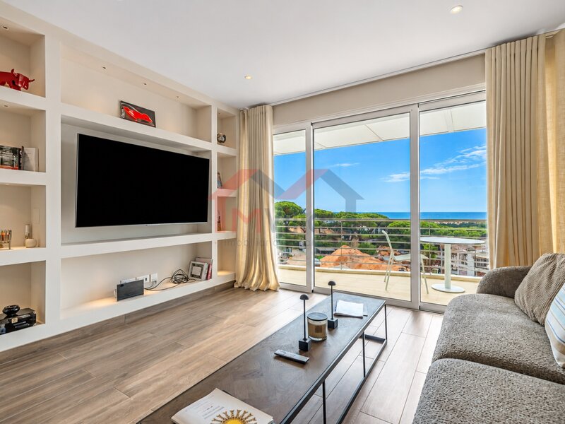 Magnífico Apartamento Triplex T2 Renovado com Rooftop e Vista Mar Panorâmica - Vale do Lobo