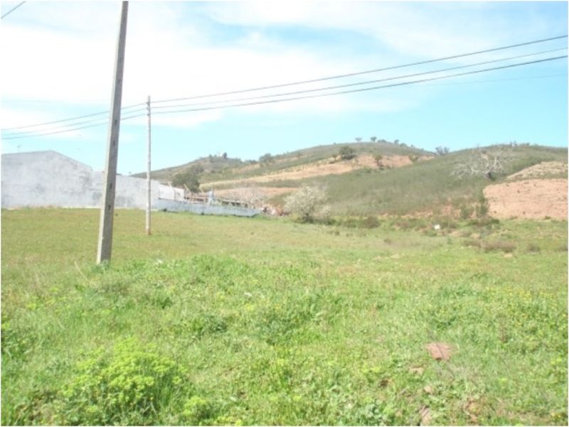 Terreno com 1080m2 Monte Ruivo Alte Loulé