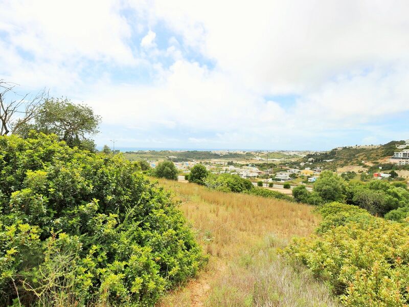 Terreno com 3753m2 Cerro da Piedade Olhos de Água Albufeira - viabilidade de construção