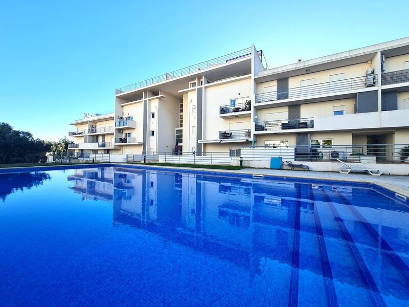Apartment T2 in good condition Albufeira - 3rd floor, great location, furnished, terrace, garage, kitchen, equipped