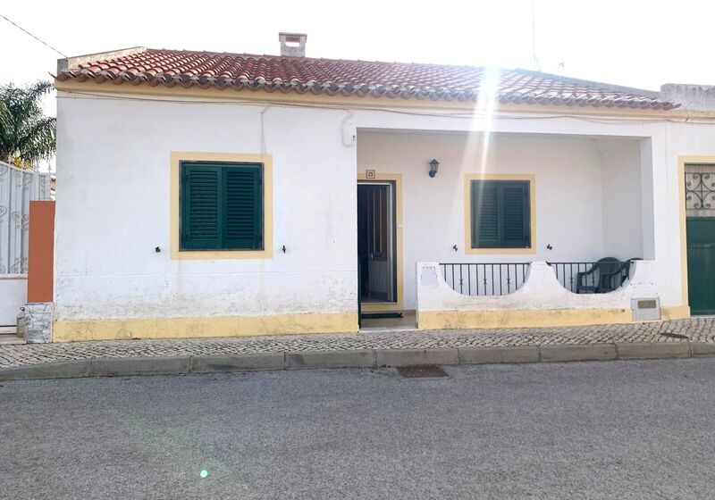 House 2 bedrooms Single storey Ferrarias Silves - backyard, equipped kitchen, garage, barbecue, fireplace