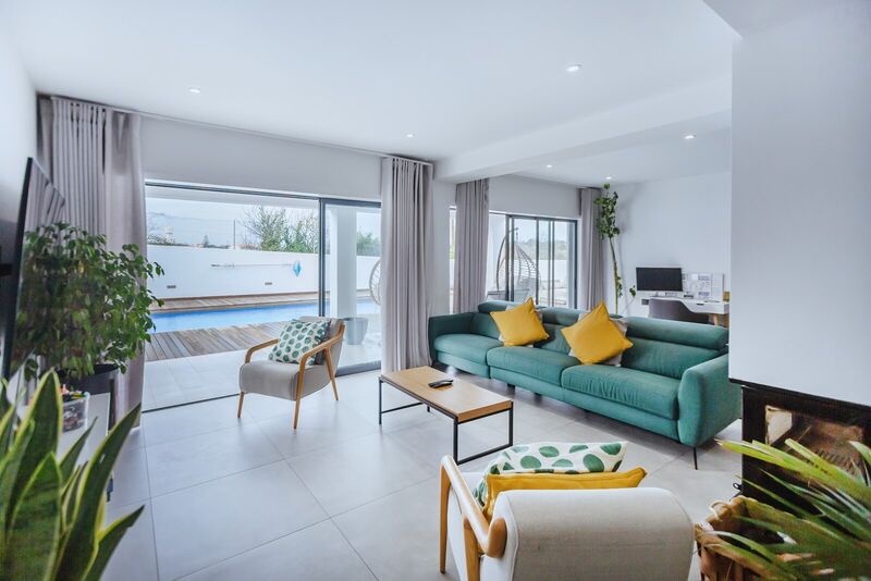 House 6 bedrooms Albufeira - garden, barbecue, swimming pool