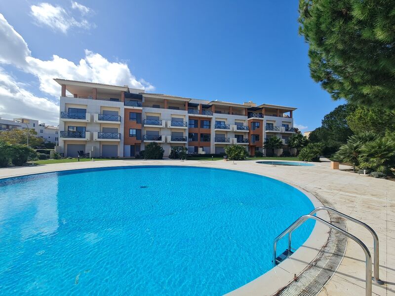 Apartamento T2 Corcovada Albufeira - equipado, jardins, mobilado, cozinha equipada, 1º andar, varanda, piscina