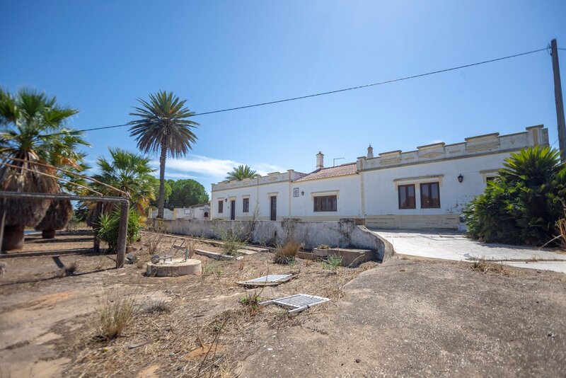 Farm 4 bedrooms Alcantarilha Silves - mains water, barbecue, swimming pool, water hole, fireplace, water