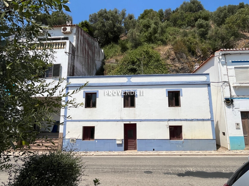 Gebäude in Rua Principal de Aljezur