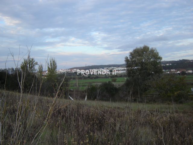 Vista do Terreno para a Vila de Aljezur