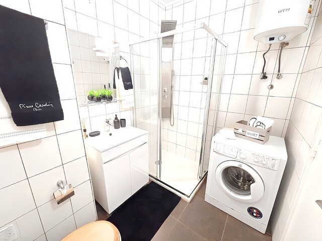 Wc 1
