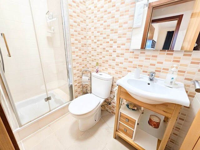 WC 2 a