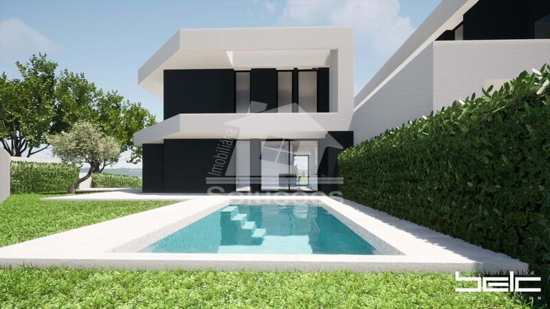 Moradia V4 para venda Parchal Lagoa (Algarve) - garagem, piscina, ar condicionado, bbq