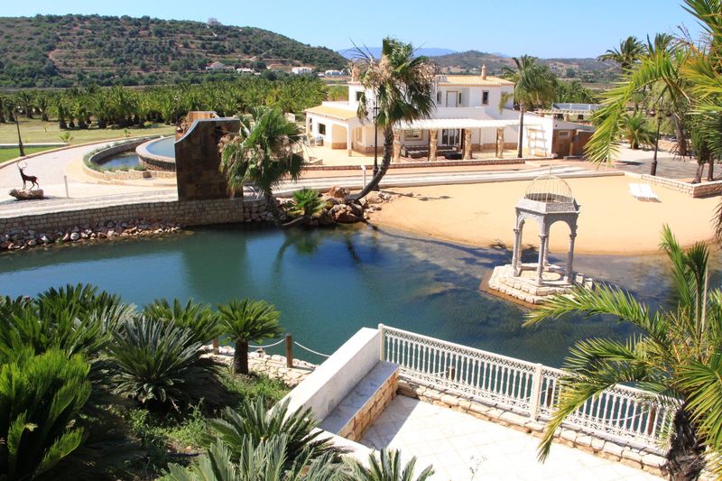 Quinta/Herdade V3 Malhada Estômbar Lagoa (Algarve) à venda - jardins, sauna, varanda, lareira, luz, água, piscina, equipada