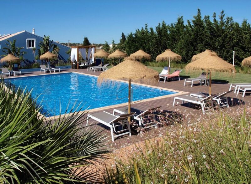 Aldeamento Turístico Ferrel Luz Lagos - recepção, terraço
