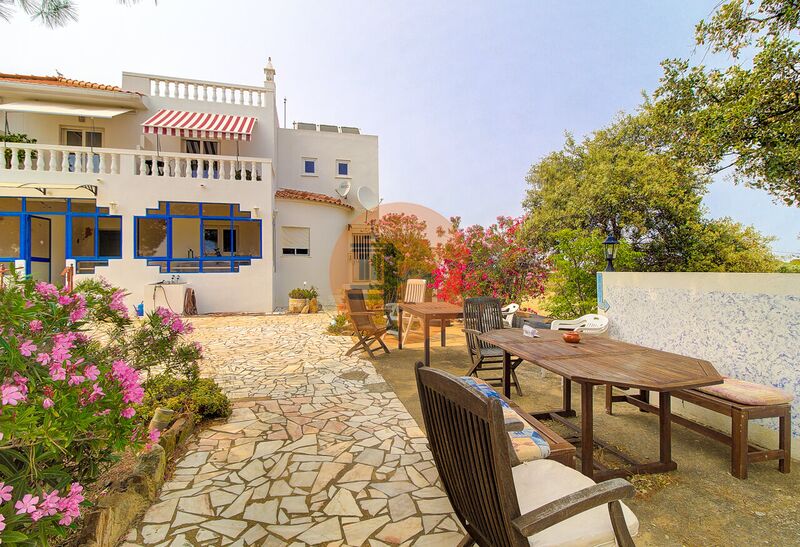 House 6 bedrooms Vila Nova de Cacela Vila Real de Santo António - barbecue, fireplace, solar panels, garden, terraces, quiet area, swimming pool, central heating, terrace, garage, sea view