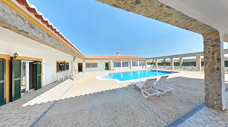 House 5 bedrooms Alcoutim - garage, garden, solar panels, swimming pool, fireplace, equipped kitchen, barbecue, terrace