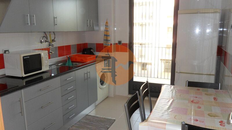 Apartamento T1 Moderno Monte Gordo Vila Real de Santo António - cozinha equipada, garagem
