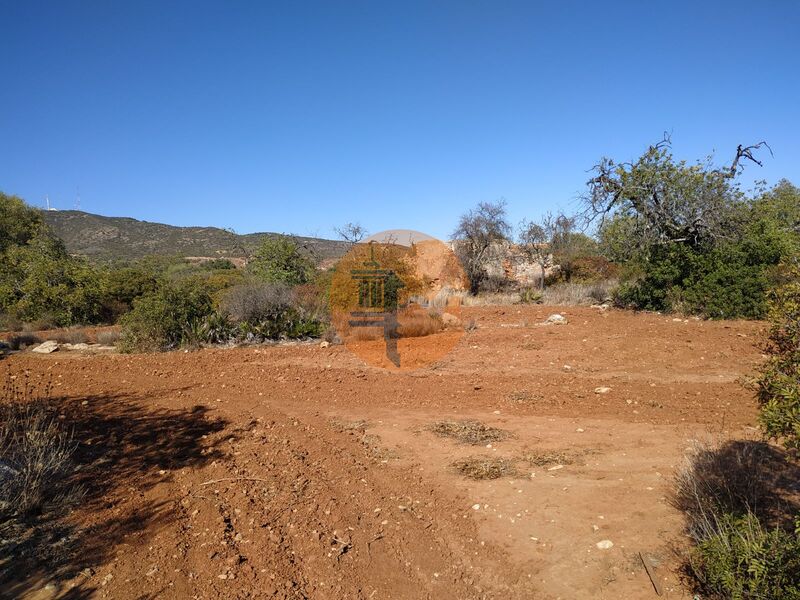 Land T4 with 205sqm Cerro Azul Quelfes Olhão - electricity, easy access, water