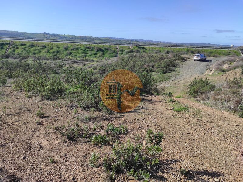 Terreno novo com 9520m2 Vale Andeu Castro Marim - bons acessos