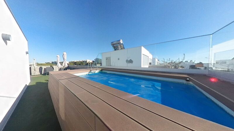 жилой дом V3+1 элитная Olhão - солнечные панели, бассейн, система кондиционирования, вид на море, барбекю, сигнализация, двойные стекла, гараж, терраса