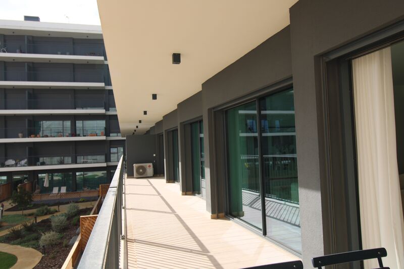 Apartment neue T3 Lejana de Baixo Faro - balconies, barbecue, terrace, air conditioning, terraces, balcony