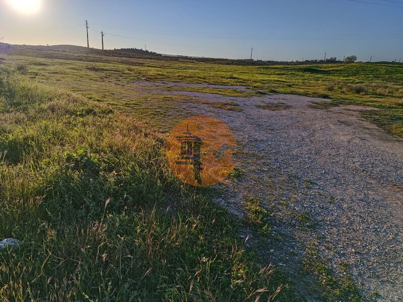 Terreno Urbano plano Azinhal Castro Marim - bom acesso, poço, electricidade