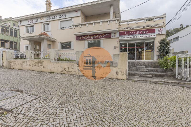 Moradia V5 Remodelada Alvalade Lisboa à venda - terraço, garagem