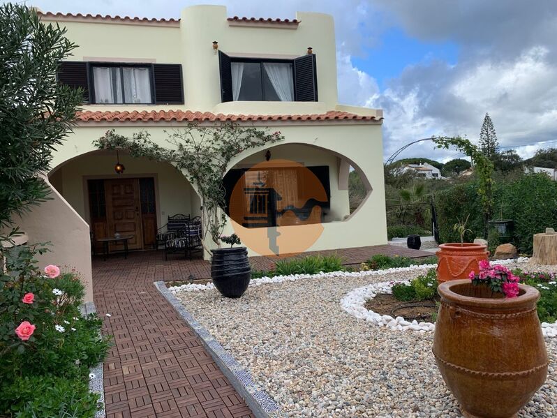 House V4+2 São Clemente Loulé - garage, swimming pool, balcony, equipped, garden, barbecue