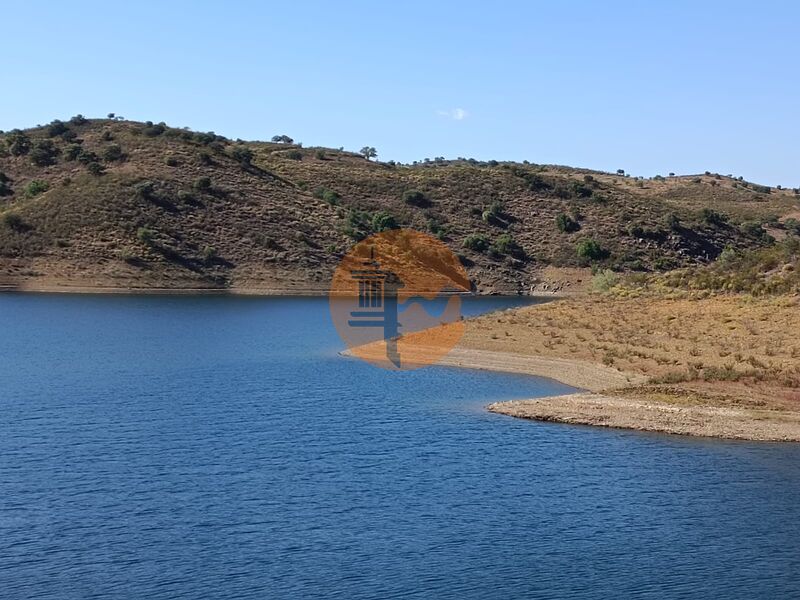 Terreno novo com 52840m2 Choça Queimada Odeleite Castro Marim - água