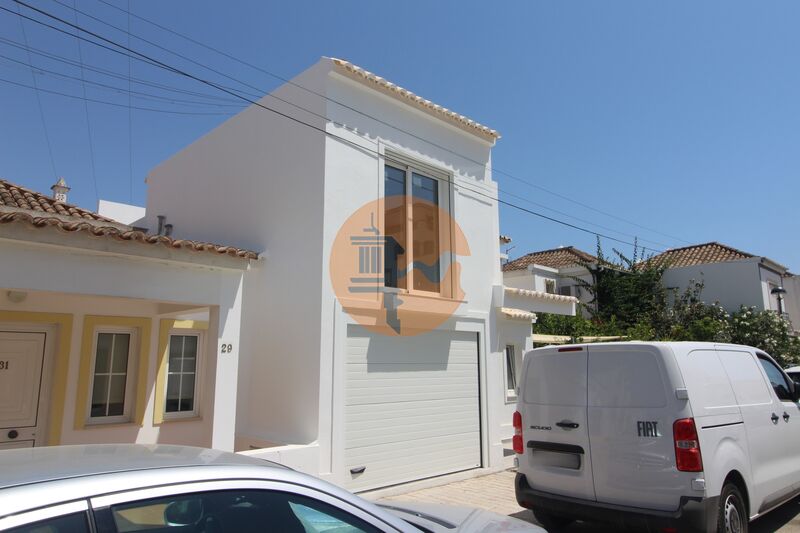 House well located V3 Tavira - terrace, garage, balcony