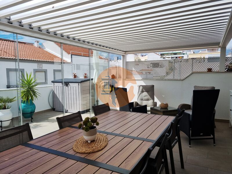 Moradia Típica no centro V1 Vila Real de Santo António - terraço, jardins, lareira, ar condicionado