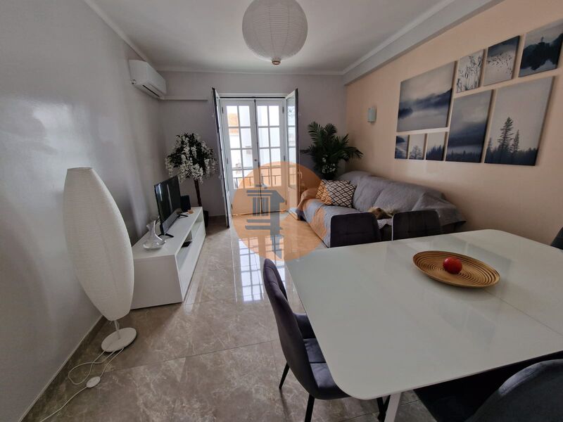 Apartment in the center 3 bedrooms Tavira - balcony, equipped, furnished, 1st floor