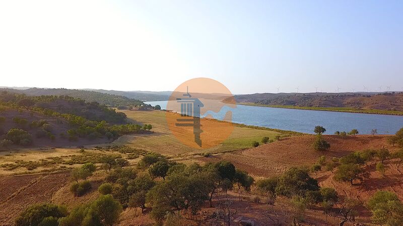 Terreno Misto com 284600m2 Azinhal Castro Marim - água