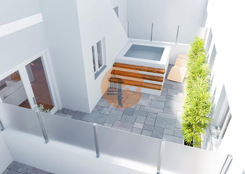 Apartamento T2 Moderno no centro Vila Real de Santo António - terraço, isolamento térmico, zonas verdes, jardins