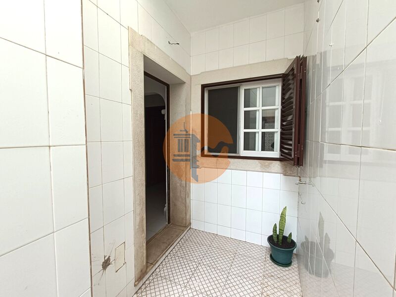 Apartment 1 bedrooms well located Olhão - fireplace