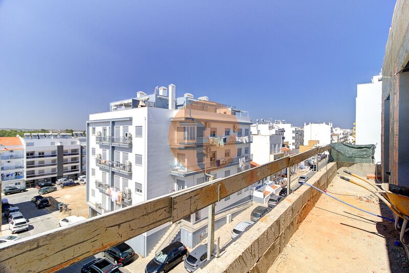 апартаменты T3 Duplex в процессе строительства Monte Gordo Vila Real de Santo António - веранда, терраса, термоизоляция, экипированная кухня, веранды