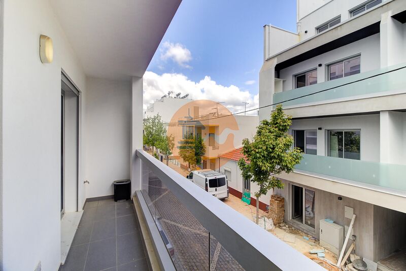 Apartamento T2 Monte Gordo Vila Real de Santo António - ar condicionado, varanda, vidros duplos