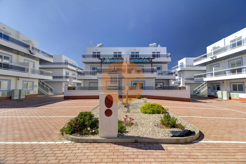 Apartamento novo T1 Vila Nova de Cacela Vila Real de Santo António - garagem, piscina, ar condicionado, terraço, zonas verdes, painéis solares, condomínio privado, bbq