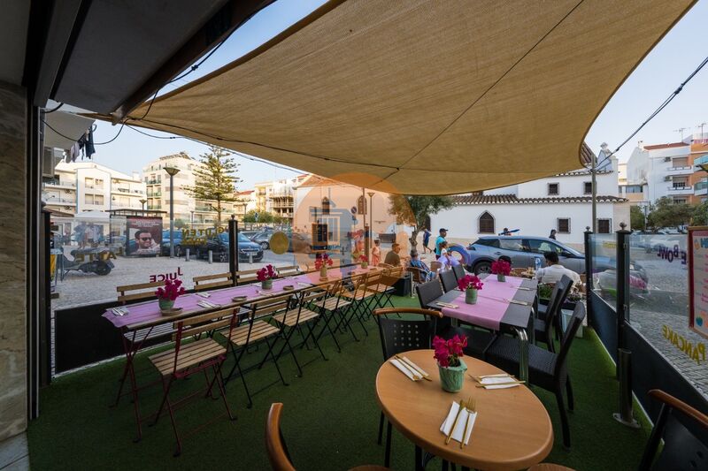 Café Moderno Monte Gordo Vila Real de Santo António - esplanada, cozinha
