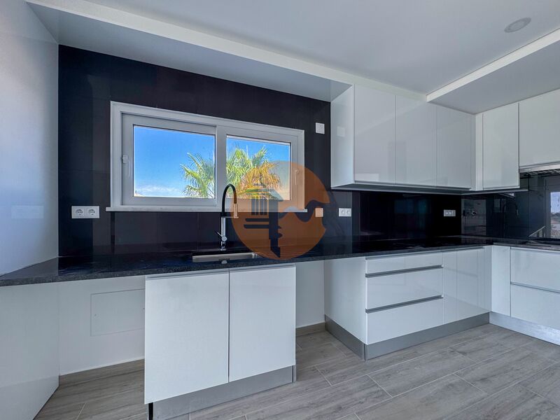 Apartamento novo T3 Altura Castro Marim - vidros duplos, ar condicionado, varanda, painéis solares