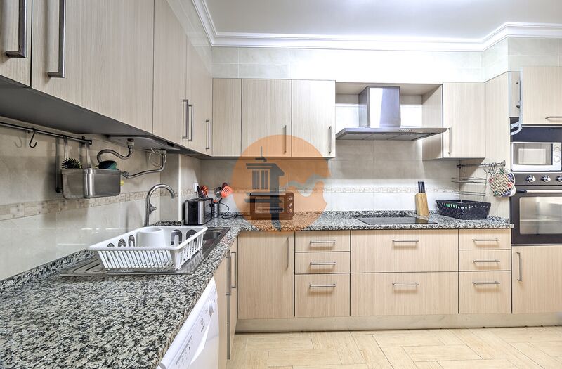 Apartamento T3 Vila Real de Santo António - lareira, ar condicionado