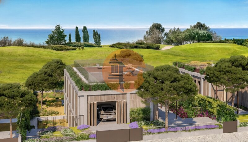 House new 4 bedrooms Almada - garden, private condominium, swimming pool, equipped